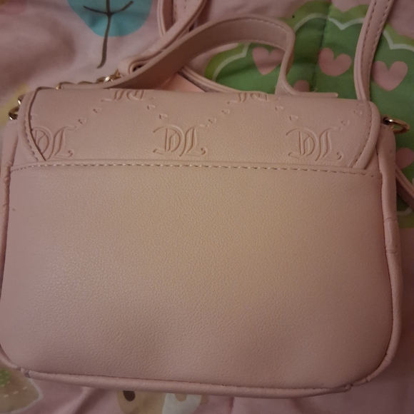 Juicy Couture Blush Crossbody Bag with Heart Emblem - Picture 3 of 4